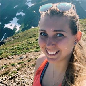 Meet your Posher, Alex